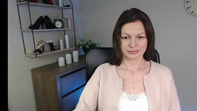 VivianWILD online show from 02.17.25