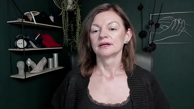 VivianWILD online show from 09.17.25