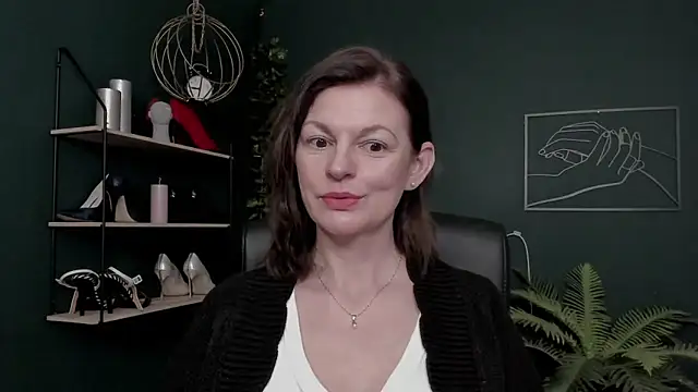 VivianWILD online show from 01.07.26