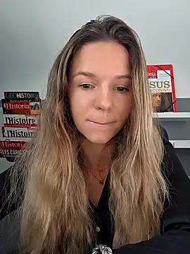 lucie mehott online show from 10.06.25