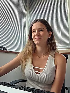 lucie mehott online show from 06.08.26
