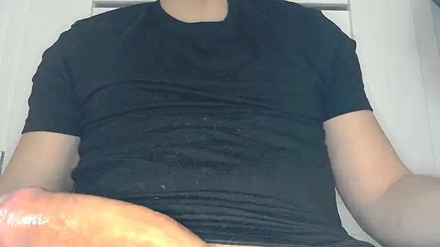 Snapshot of wannalickyourwetpussybb chatting on 12.30.24 wannalickyourwetpussybb online show from 12.30.24