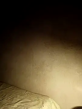 Giselabrunette25 online show from 10.17.25