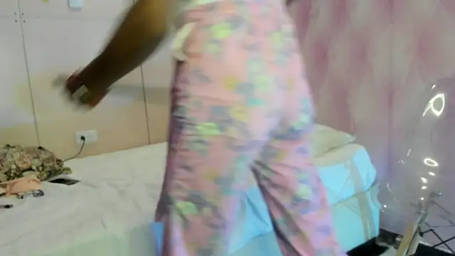 Hilary-banks online show from 03.07.25