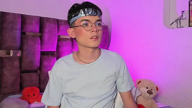 Snapshot of Angelo_018 chatting on 01.03.25 Angelo 018 online show from 01.03.25