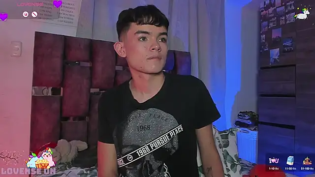 Snapshot of Angelo_018 chatting on 01.27.25 Angelo 018 online show from 01.27.25