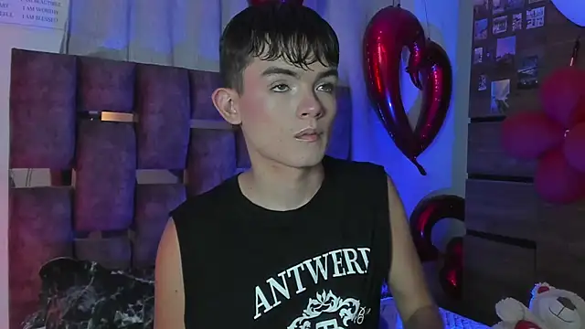 Snapshot of Angelo_018 chatting on 02.20.25 Angelo 018 online show from 02.20.25