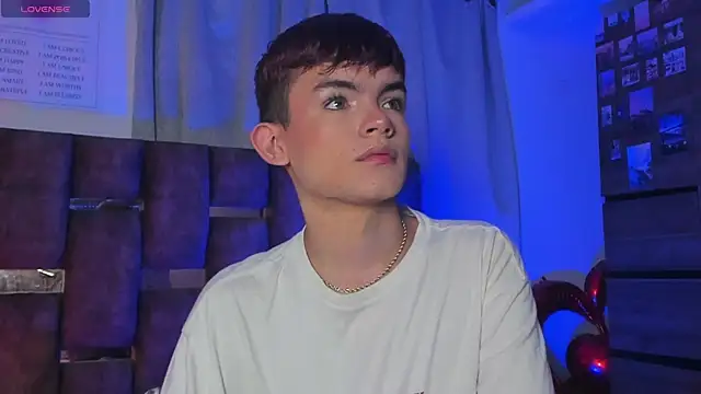 Snapshot of Angelo_018 chatting on 03.20.25 Angelo 018 online show from 03.20.25