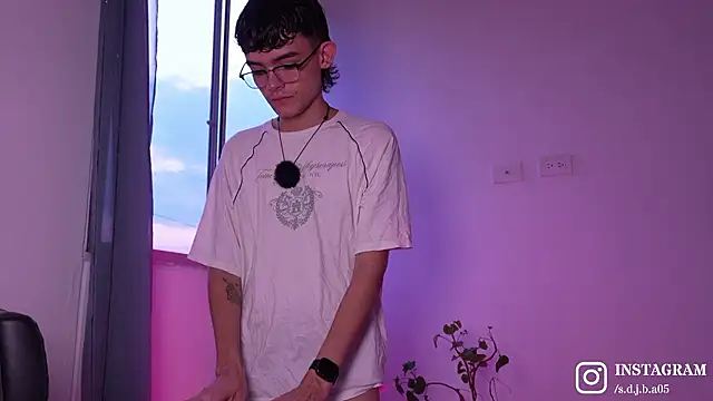 Snapshot of Angelo_018 chatting on 02.07.26 Angelo 018 online show from 02.07.26