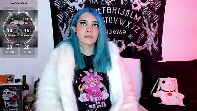 sofi pretty uwu- online show from 12.25.24