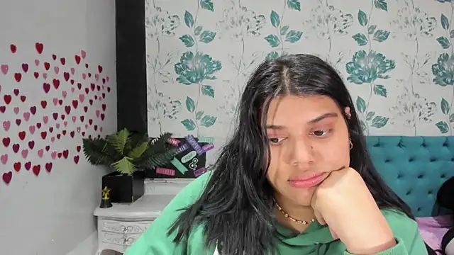 LindaBreeS online show from 02.24.25