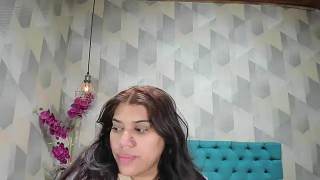 LindaBreeS online show from 09.14.25