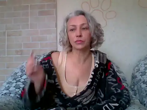 Lorie Carrie online show from 05.30.26