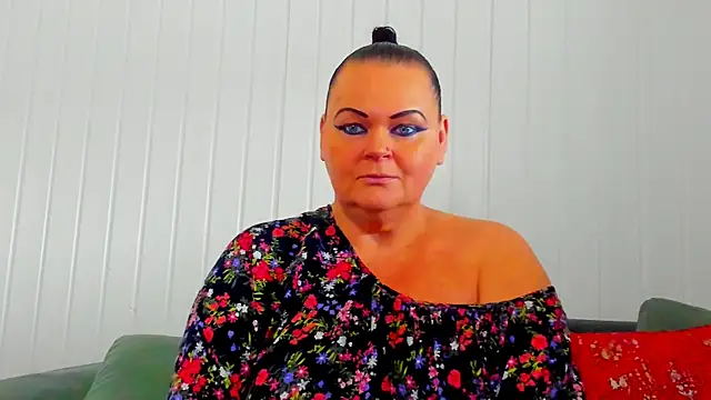 MilanaBiegert online show from 02.06.26