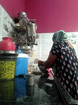 sexychutxxx7 online show from 12.04.25