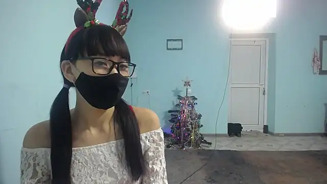 elllaaxx online show from 12.22.25