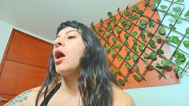 Naughty Kittenm online show from 04.15.26