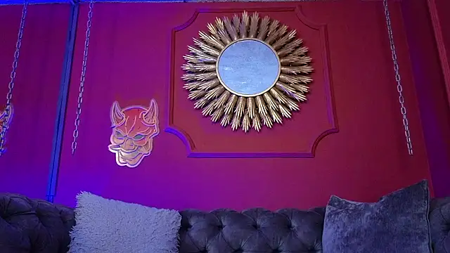 Julieta Russell online show from 03.06.26