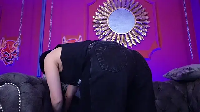 Julieta Russell online show from 03.27.26