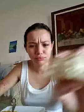 Snapshot of Angela_hank2 chatting on 12.15.25 Angela hank2 online show from 12.15.25