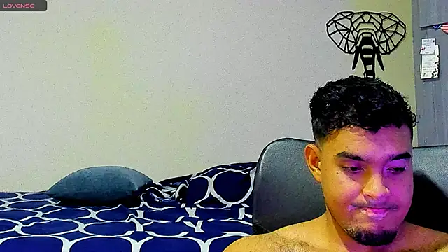 Big furry bear13 online show from 02.05.25