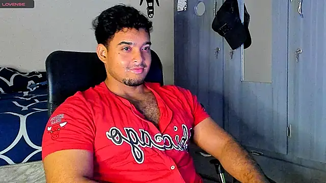 Big furry bear13 online show from 03.06.25