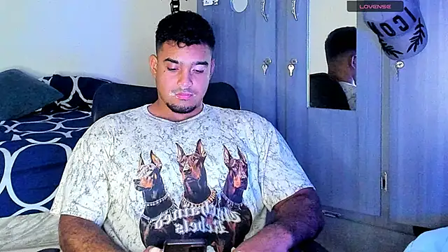 Big furry bear13 online show from 03.11.25