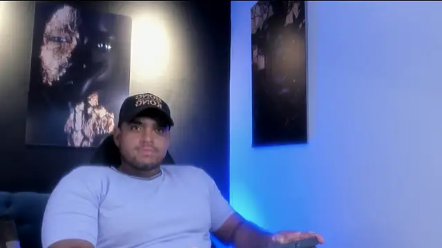 Big furry bear13 online show from 11.04.25