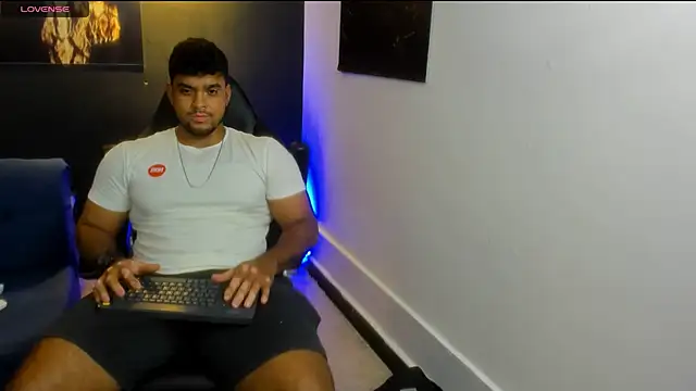 Big furry bear13 online show from 11.26.25