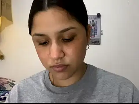 Annie Catt  online show from 01.15.25