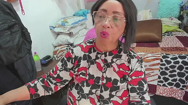 Mrs mommy  online show from 02.23.26