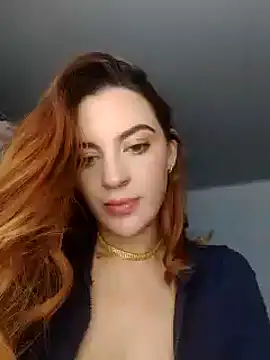 Snapshot of Bellacrox chatting on 02.04.25 Bellacrox online show from 02.04.25