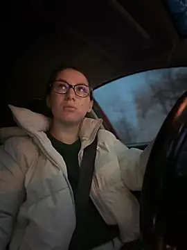 HotXMom online show from 01.30.25