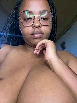 Linahlove online show from 03.16.25