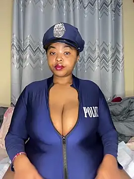 Linahlove online show from 02.25.26