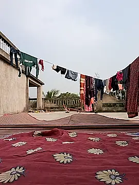 Snapshot of Ishikarana chatting on 12.30.24 Ishikarana online show from 12.30.24