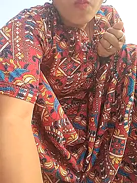 Snapshot of Ishikarana chatting on 01.25.25 Ishikarana online show from 01.25.25