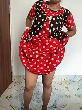 Snapshot of Ishikarana chatting on 09.29.25 Ishikarana online show from 09.29.25