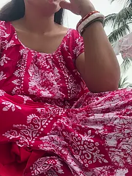 Snapshot of Ishikarana chatting on 10.06.25 Ishikarana online show from 10.06.25