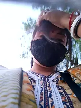 Snapshot of Ishikarana chatting on 10.12.25 Ishikarana online show from 10.12.25