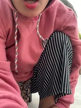 Snapshot of Ishikarana chatting on 12.03.25 Ishikarana online show from 12.03.25