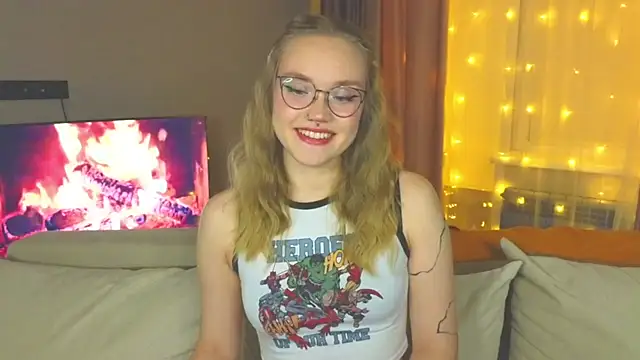 Aurora Golden1 online show from 12.16.24