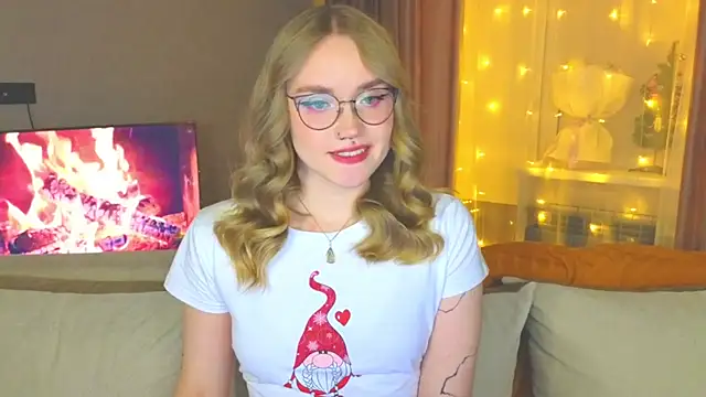 Aurora Golden1 online show from 12.26.24