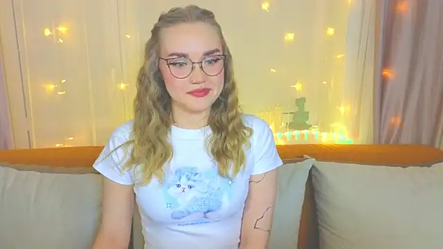 Aurora Golden1 online show from 02.11.25