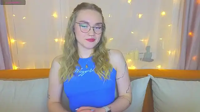 Aurora Golden1 online show from 03.07.25