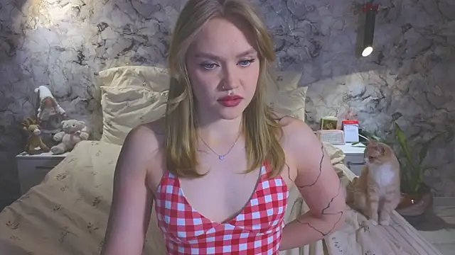 Aurora Golden1 online show from 02.26.26