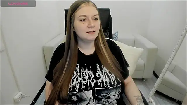 AlisaBacker online show from 12.11.24