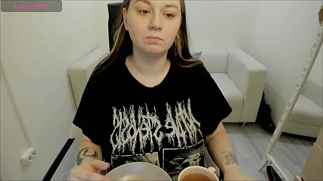 AlisaBacker online show from 01.16.25