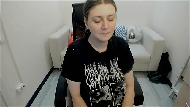 AlisaBacker online show from 02.21.25