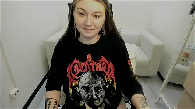 AlisaBacker online show from 03.20.25